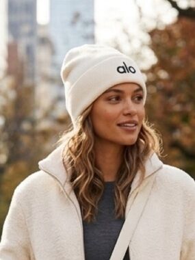 ALO Yoga White/Cream Knit Beanie with Black Logo